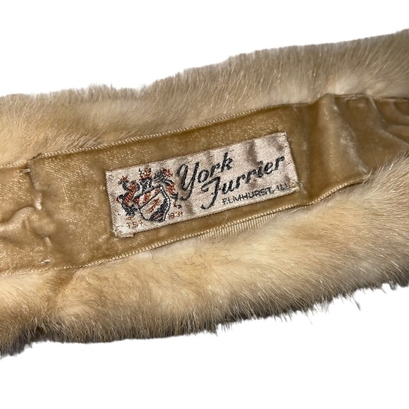 Vintage Fur Scarf - Picture 4 of 4